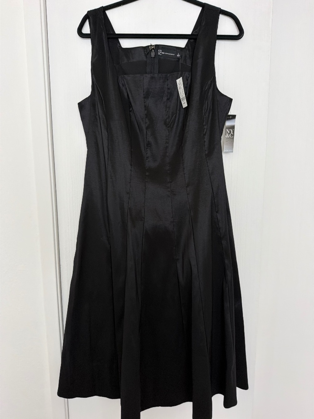 New York & Company Black Satin Fit & Flare Dress Size Large NWT